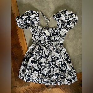 Floral Puff Sleeve Dress